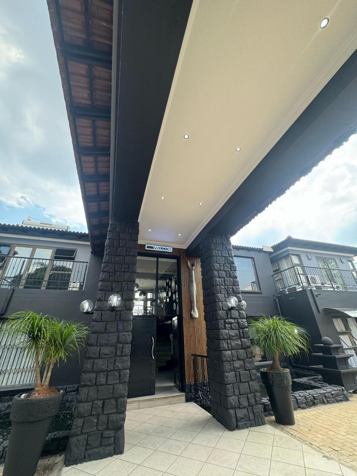 Africa Paradise - Or Tambo Airport Boutique Hotel Benoni Zewnętrze zdjęcie