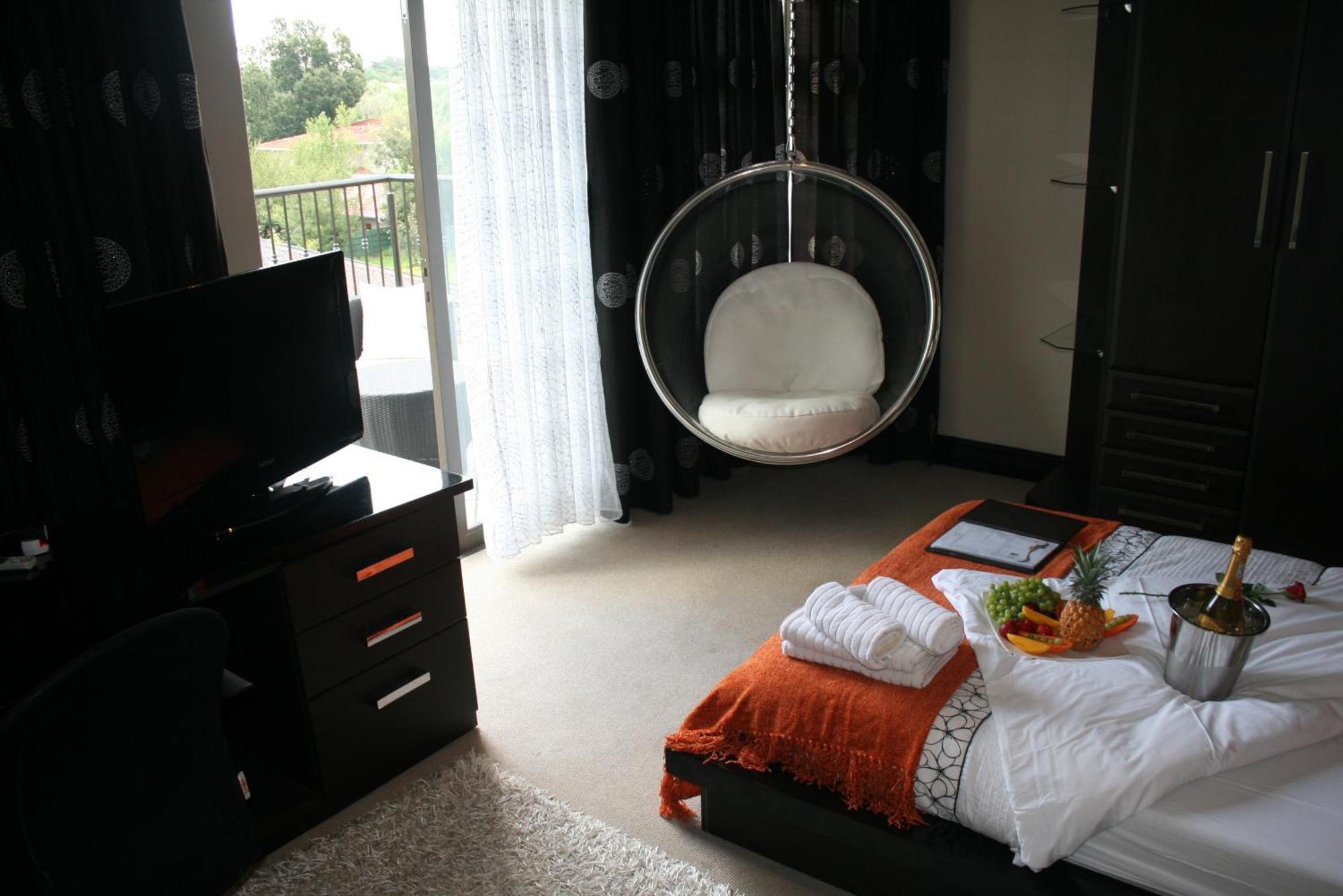 Africa Paradise - Or Tambo Airport Boutique Hotel Benoni Zewnętrze zdjęcie