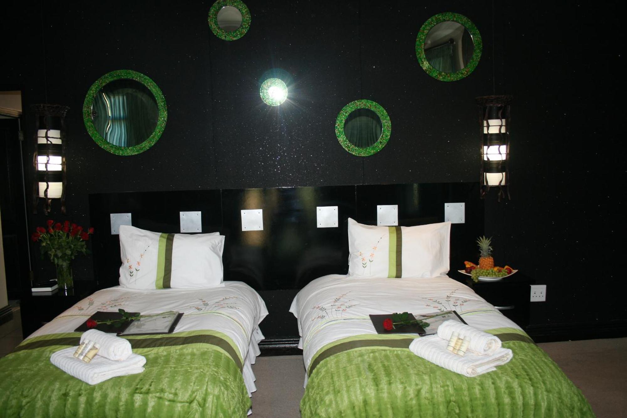 Africa Paradise - Or Tambo Airport Boutique Hotel Benoni Zewnętrze zdjęcie
