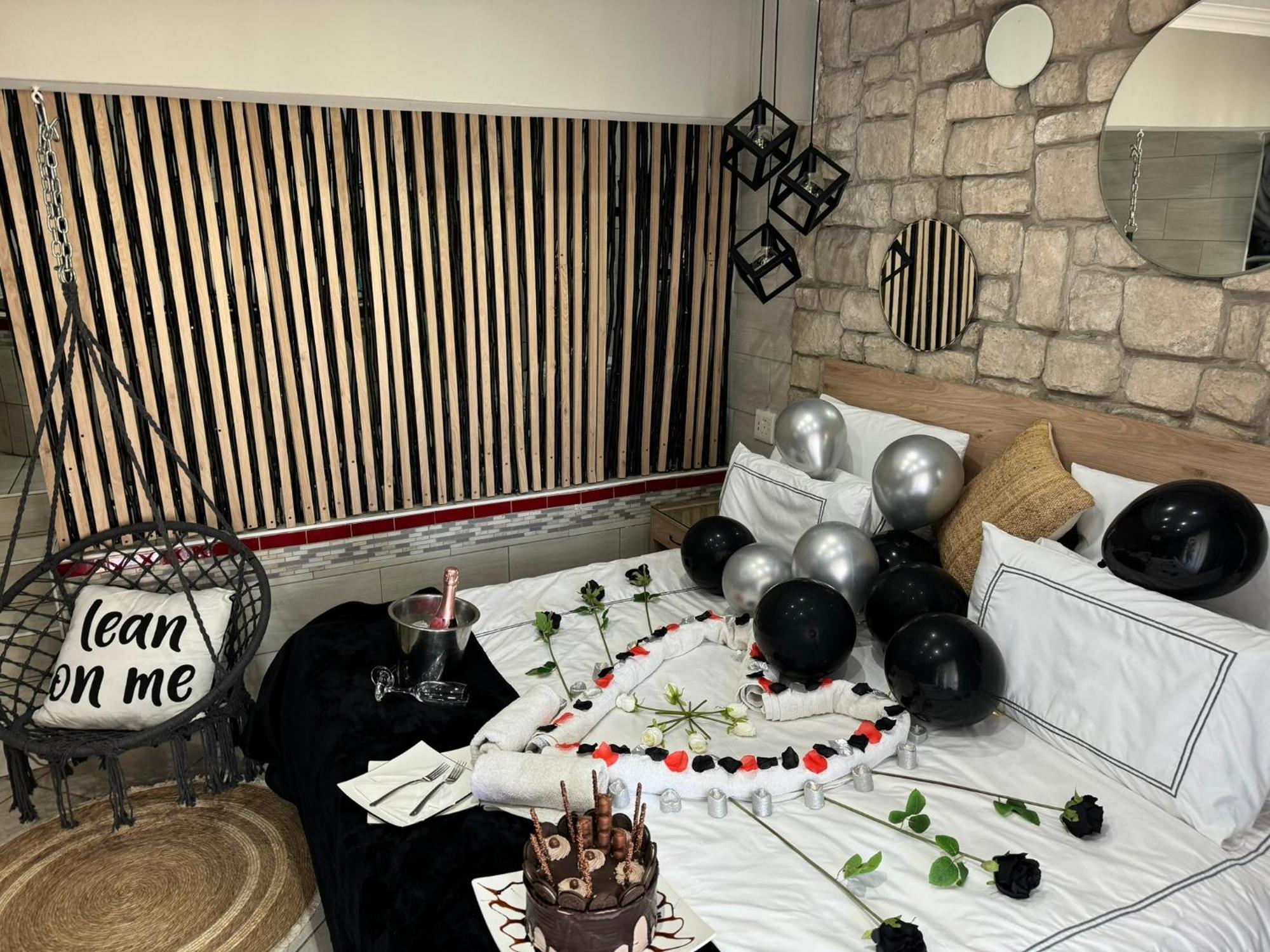 Africa Paradise - Or Tambo Airport Boutique Hotel Benoni Zewnętrze zdjęcie